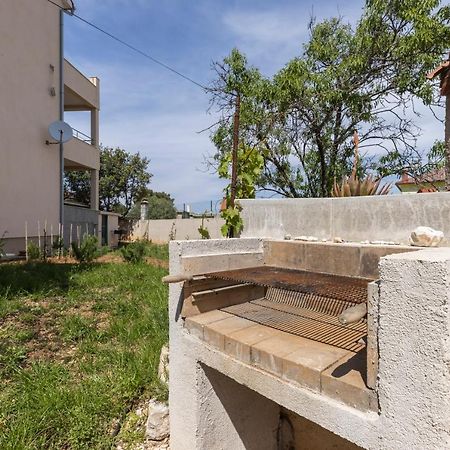 Boutique Apartment Мали-Лошинь Экстерьер фото