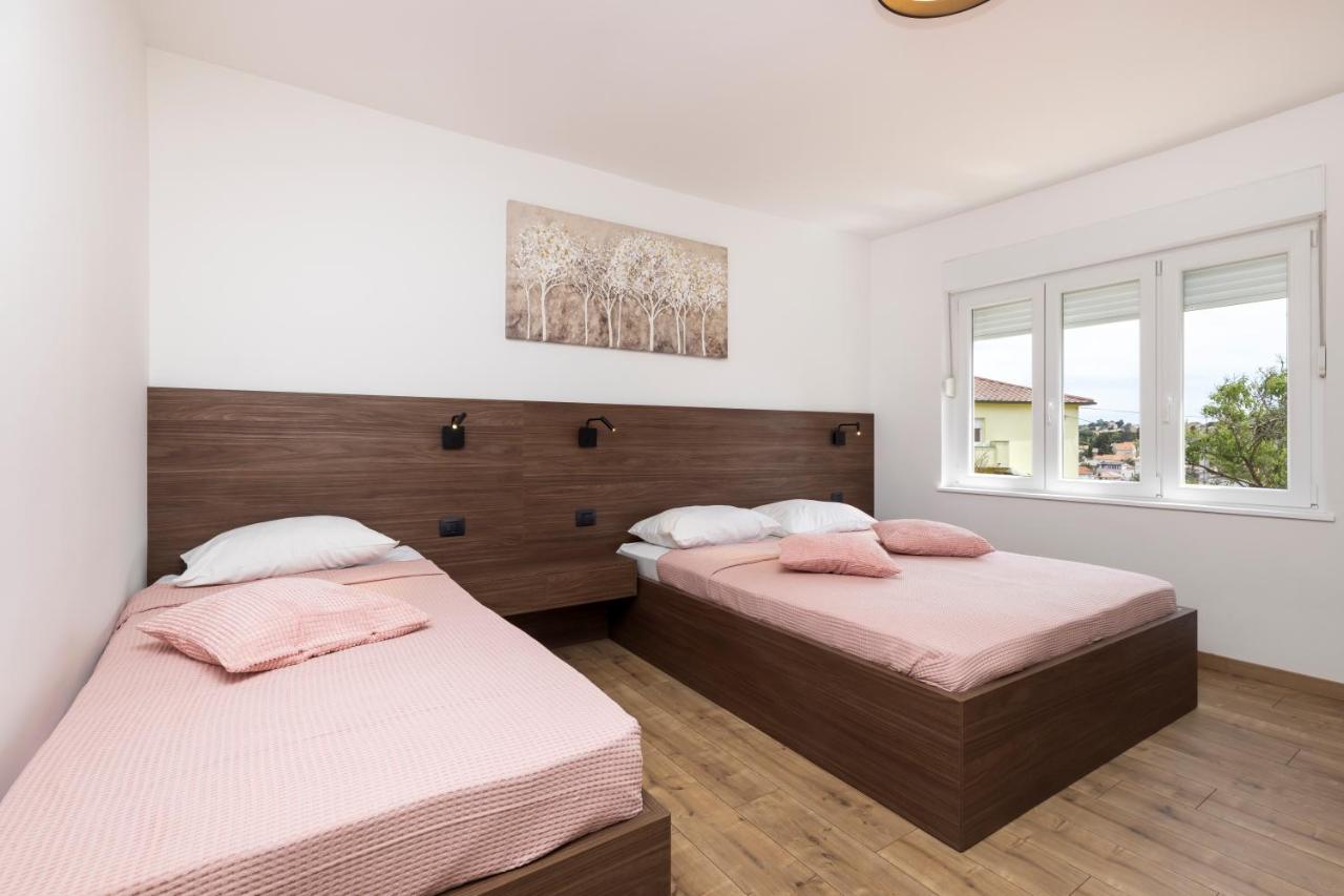 Boutique Apartment Мали-Лошинь Экстерьер фото